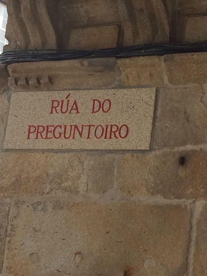 Pension Residencia Universitaria Rey ซานติอาโก เด กอมโปสเตลา ภายนอก รูปภาพ