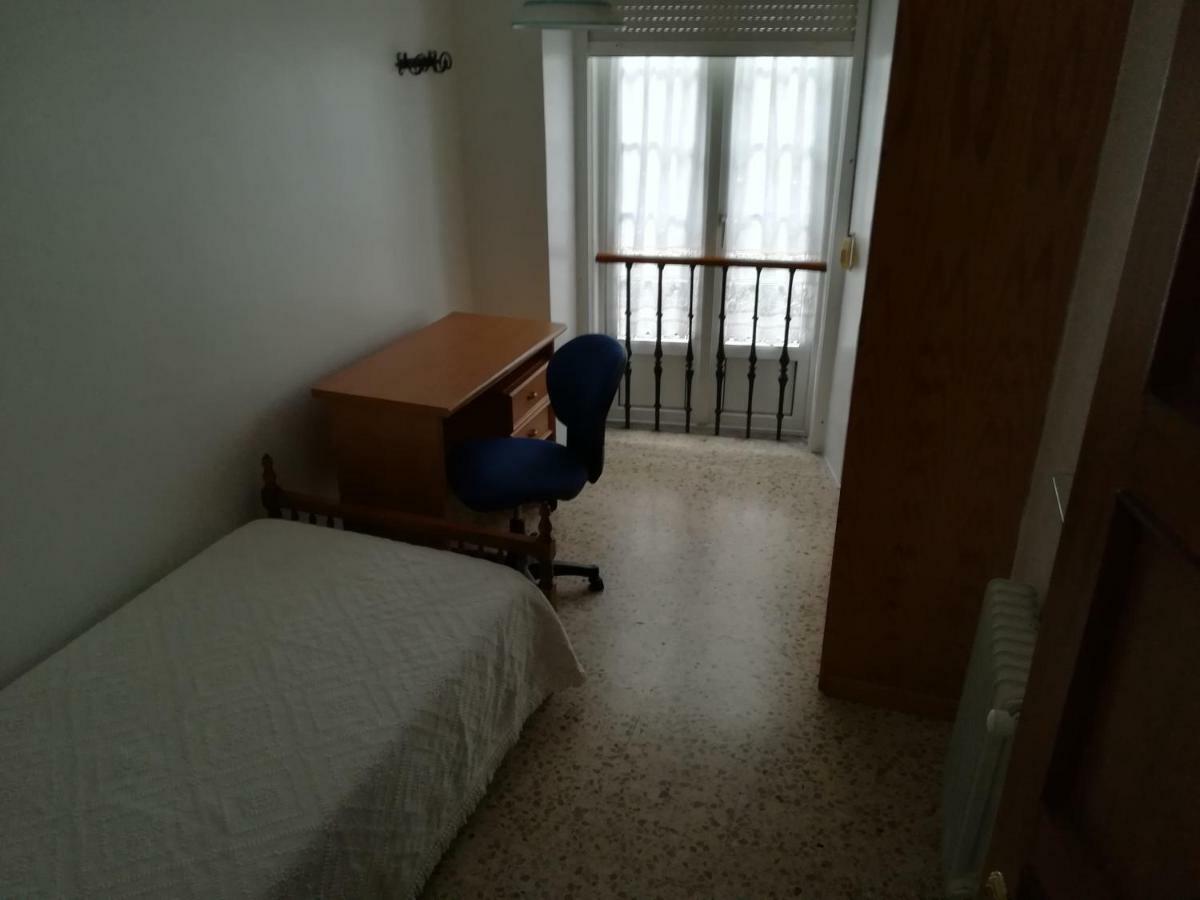 Pension Residencia Universitaria Rey ซานติอาโก เด กอมโปสเตลา ภายนอก รูปภาพ